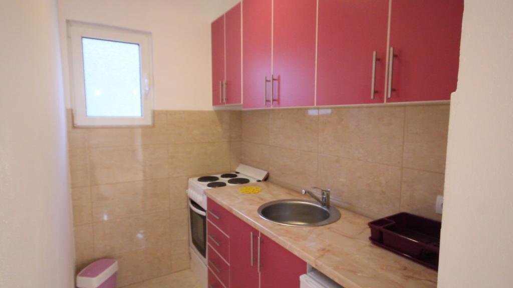 Apartments Percobic Sutomore Room photo