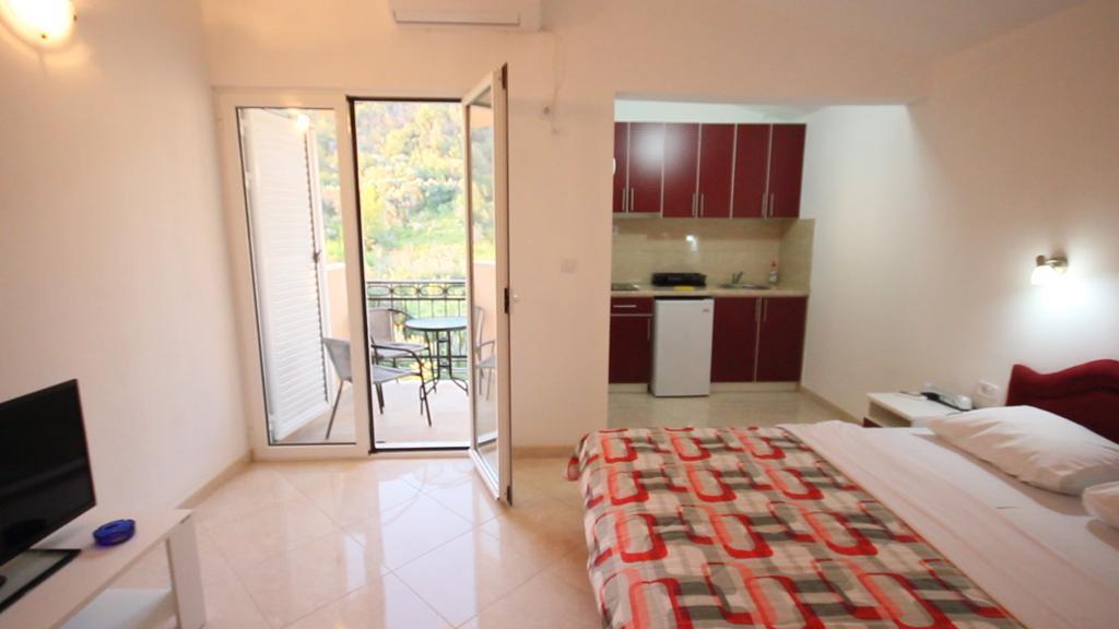 Apartments Percobic Sutomore Room photo